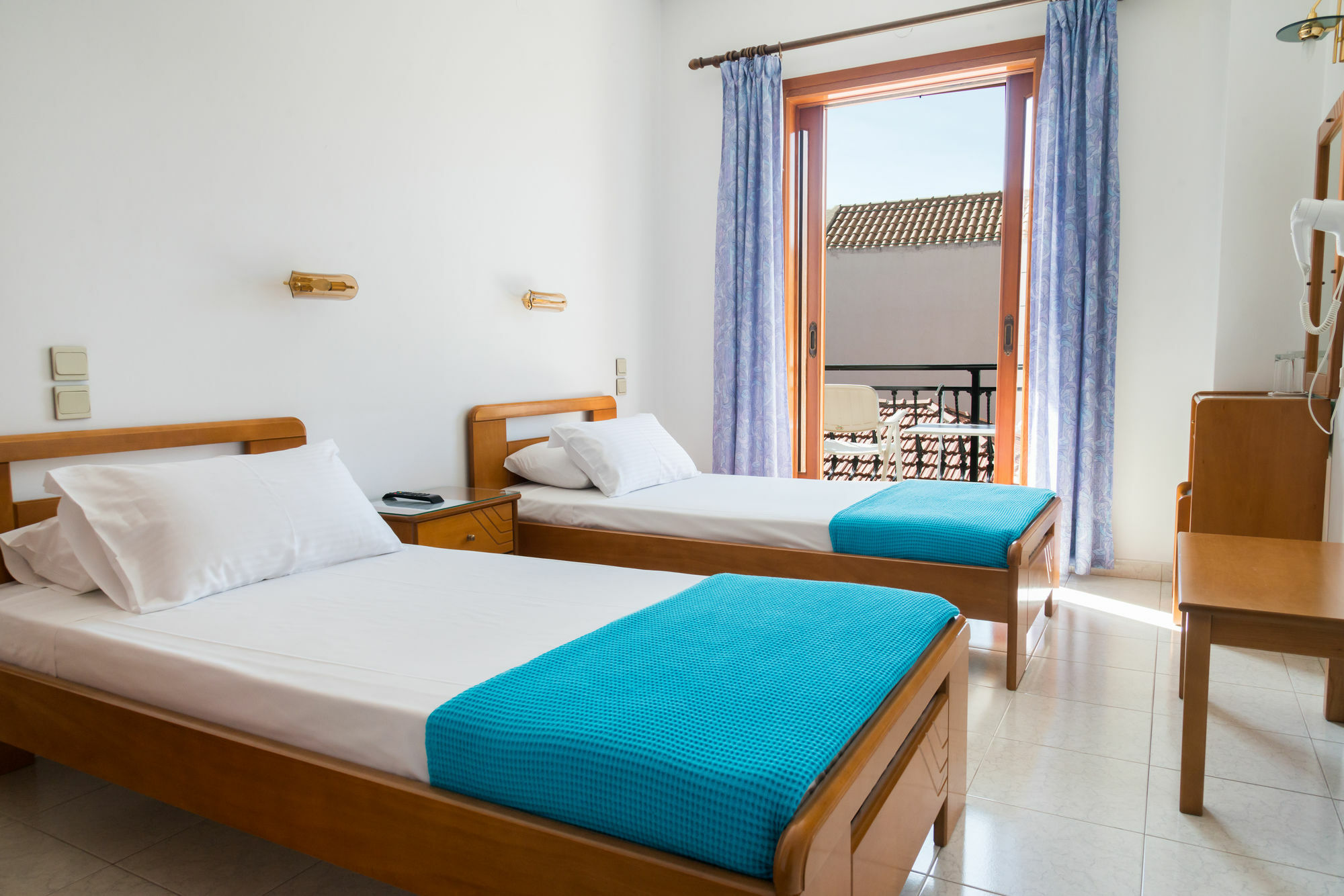 Hotel Aggelos Kefalonia Argostoli  Bagian luar foto